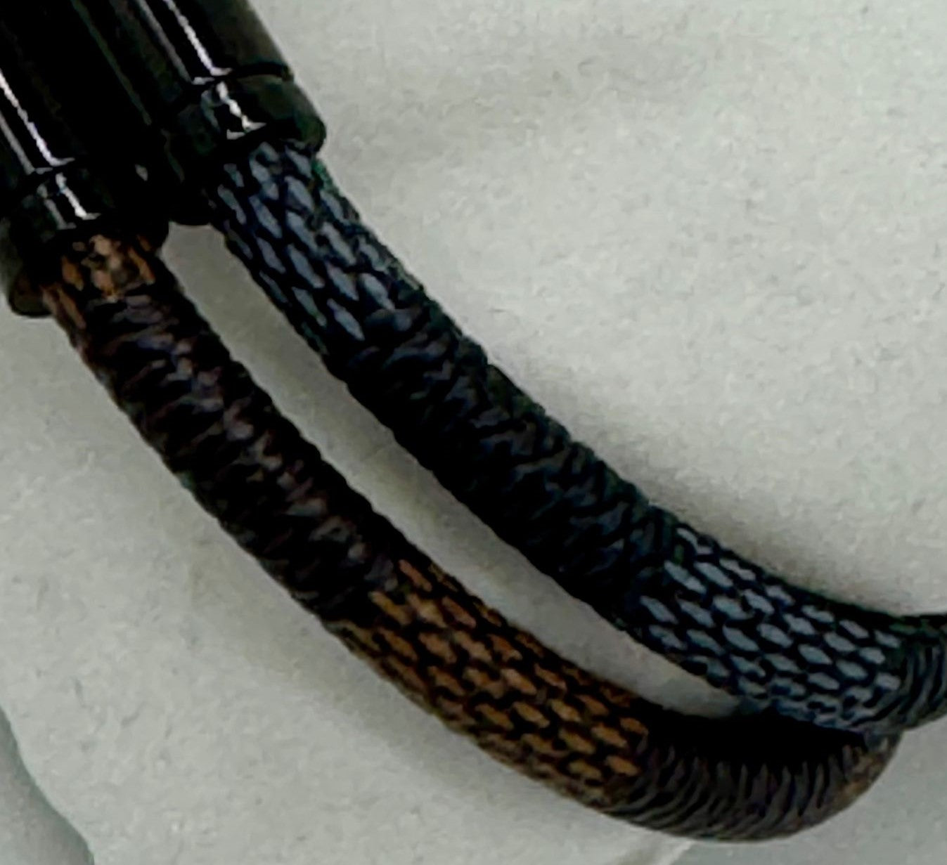 Bracciale in pelle a cordoncino bicolore