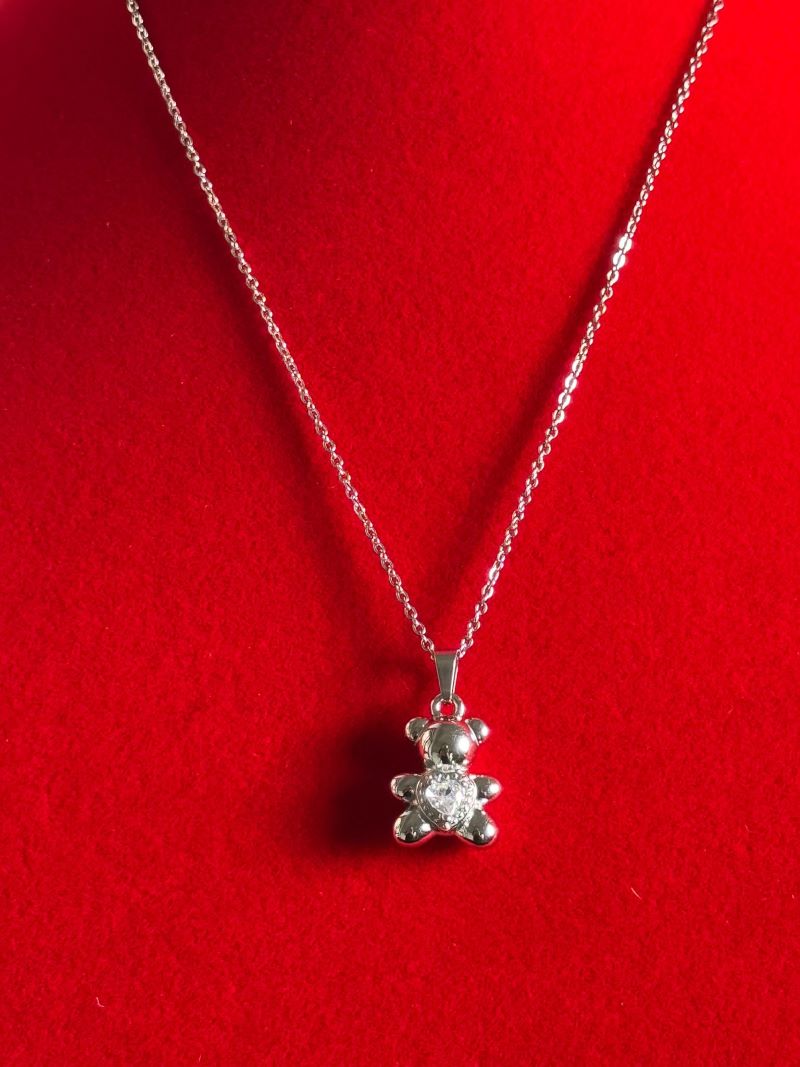 Collana con ciondolo a orsetto e strass