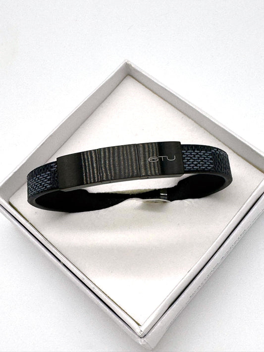 Bracciale largo blu e nero chiusura acciaio