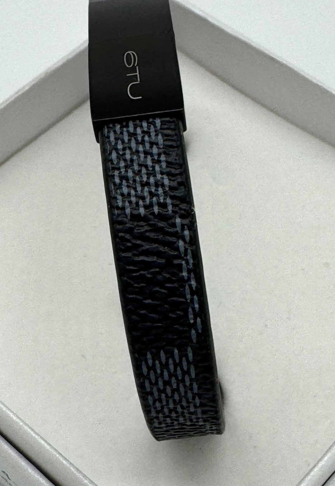 Bracciale largo blu e nero chiusura acciaio